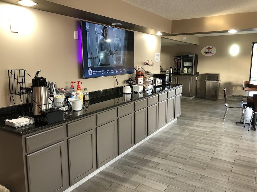 Hotel Super 8 By Wyndham Orangeburg Near I-26 Extérieur photo